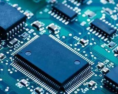 1至4月中国电子信息制造业同比增长75%