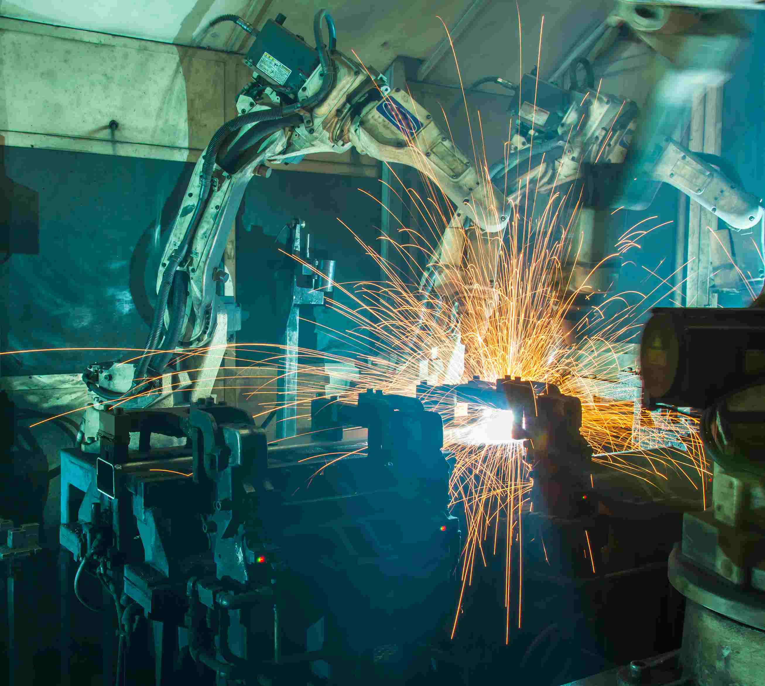 经济发展面临的风险挑战明显增多