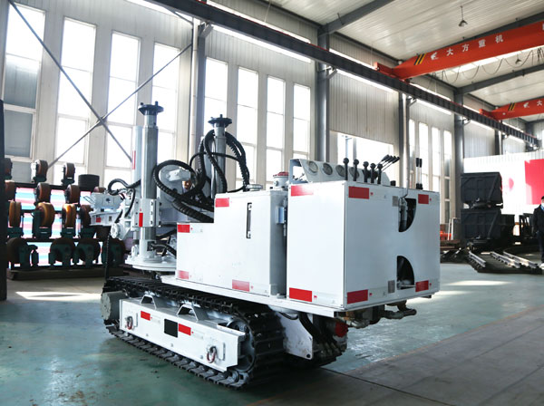 ZDY15000LD型履带式全液压坑道钻机