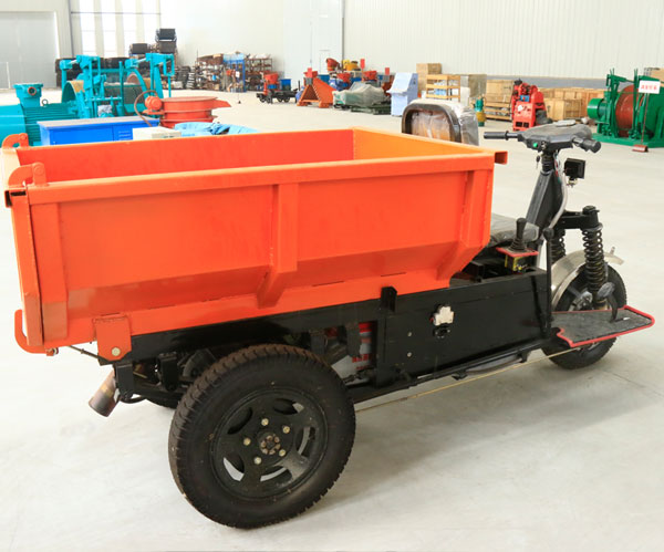 矿用电动三轮车