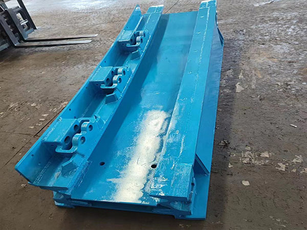 刮板输送机过渡槽