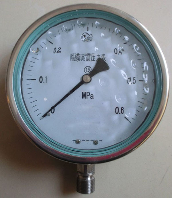 隔膜式耐震压力表