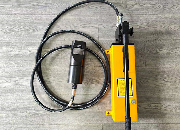 液压螺母破切机