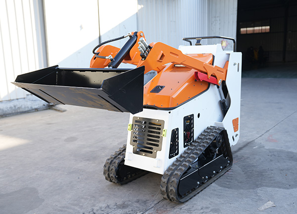 电动滑移装载机