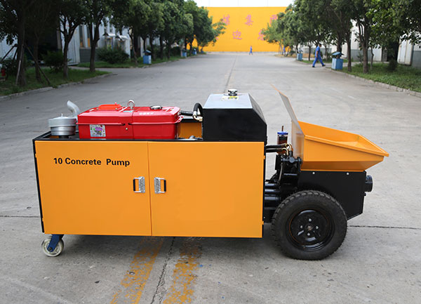 卧式混凝土输送泵