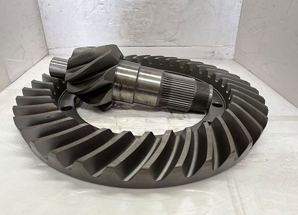 50装载机的盆角齿