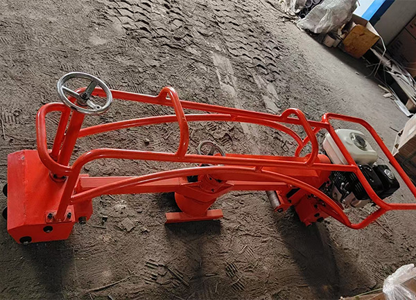 NGM-4.8型内燃钢轨打磨机