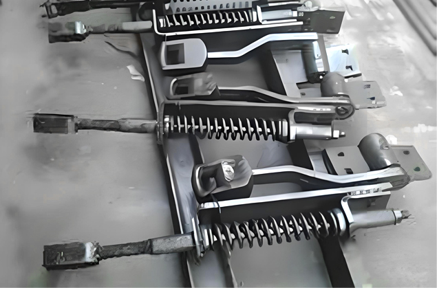 弹簧扳道器球心滑块结构