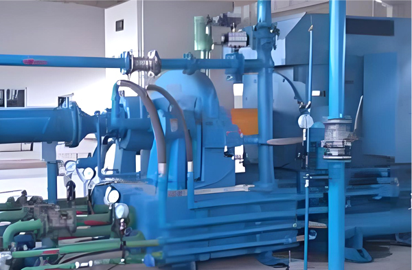 采用水平剖分式