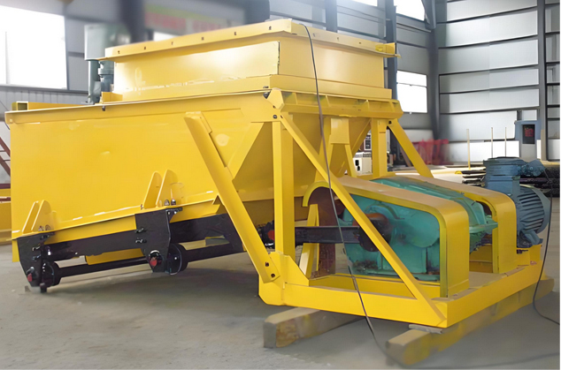 给煤机驱动装置对称布置