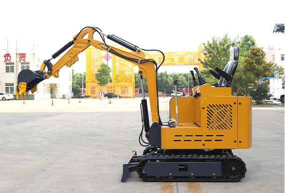 20小型挖掘机操作简单