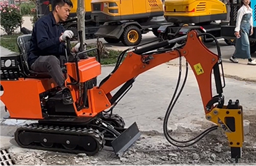 小型挖掘机破碎拆除