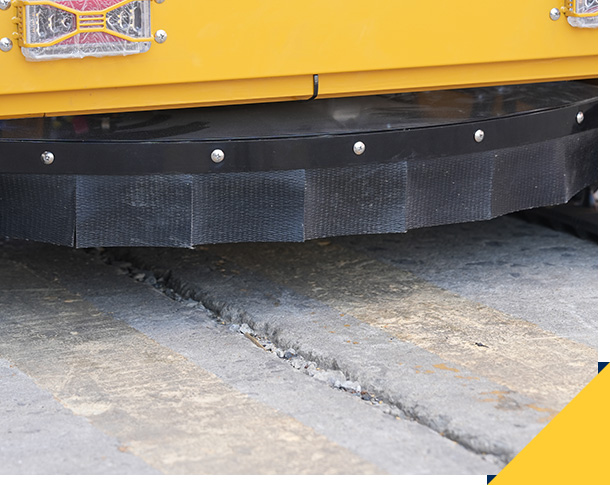 1000履带式遥控割草机防护板