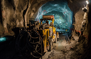矿洞钻孔