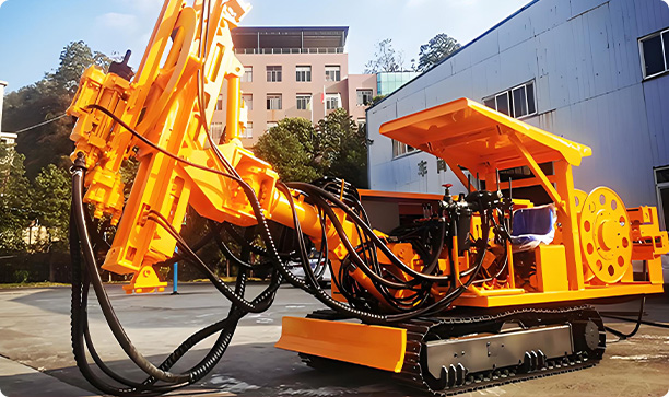 遥控凿岩台车提升作业安全性