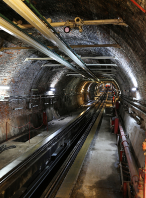 矿井巷道二次支护