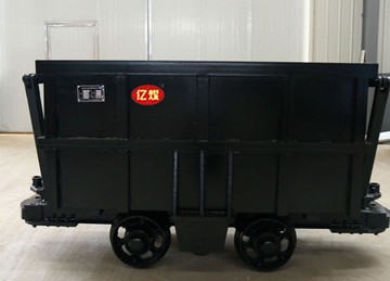 MCC1.2-6单侧曲轨侧卸式矿车