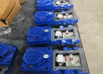 KXH127矿用隔爆型兼本安型语音声光信号器