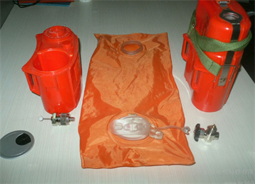 压缩氧气自救器