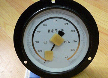 YB150A精密压力表