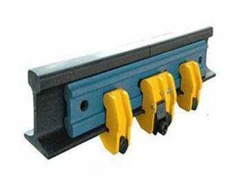 钢轨接头无孔夹紧装置