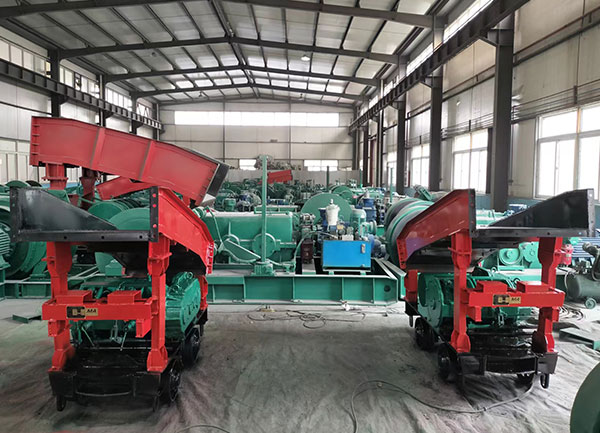 P150B耙斗装岩机