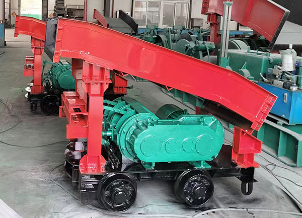 P150B耙斗装岩机