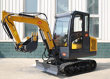 25小型挖掘机