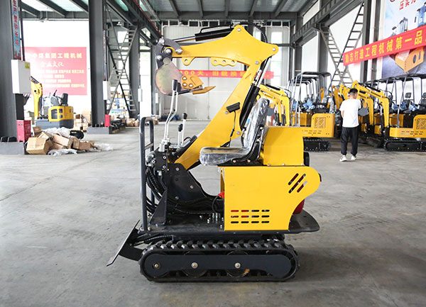09小型挖掘机