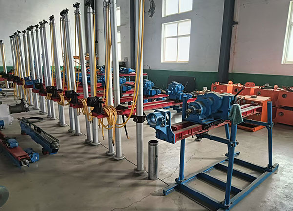 气动架柱式钻机