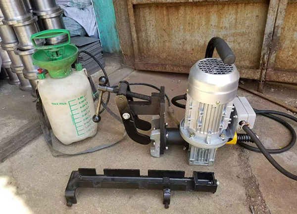 ZG-31II型电动钢轨钻孔机