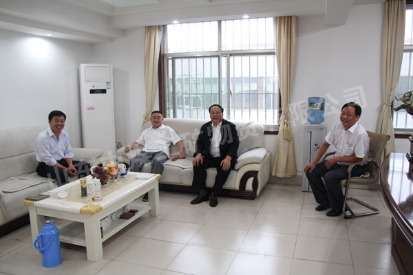 /热烈欢迎济宁市国家税务局领导莅临山东中煤工矿集团参观指导/