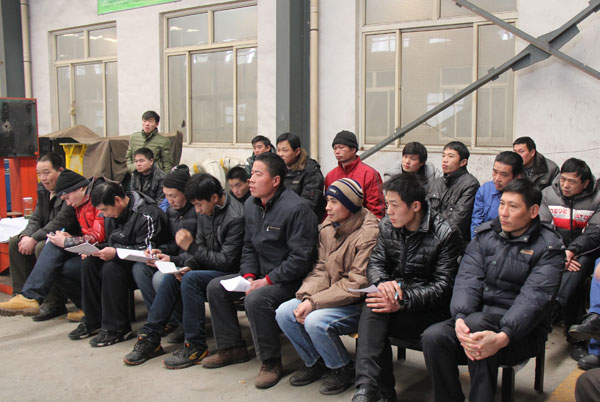 /山东中煤工矿集团机械厂开展技能学习活动/