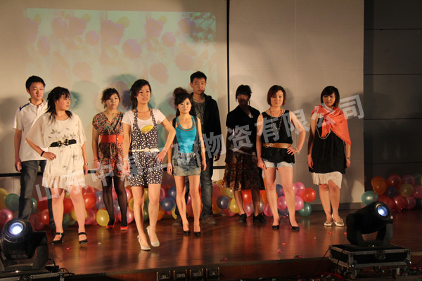 /中煤工矿集团开展庆祝三八妇女节联谊活动/