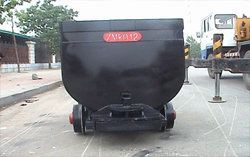 郓城煤矿庞监狱长来我公司考察参观并签订首批生产供应合同