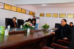 热烈欢迎陈主席、柴校长莅临山东中煤工矿集团指导工作