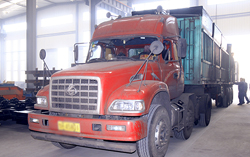 中煤集团一批固定式矿车发往山西省河津市