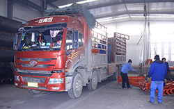 中煤集团一批液压挡车器发往广东佛山