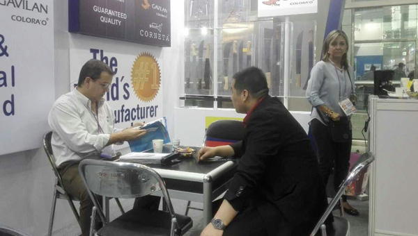 热烈祝贺俄罗斯、墨西哥客商与我集团达成合作