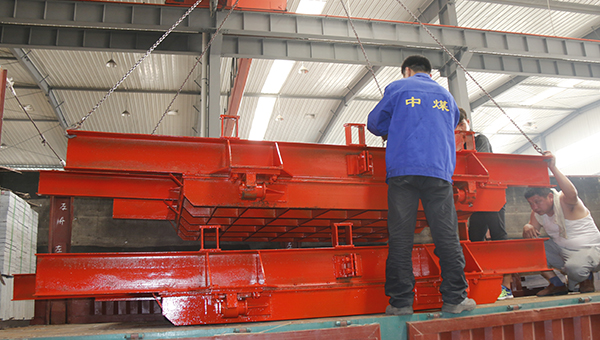 中煤集团一批防水密闭门发往陕西西安