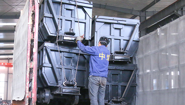 中煤集团一批矿用设备发往日照五莲