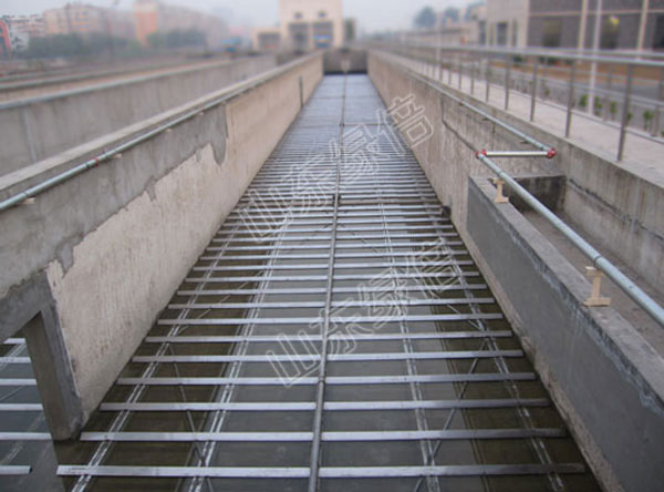 中煤热销产品推荐之液压往复式刮泥机