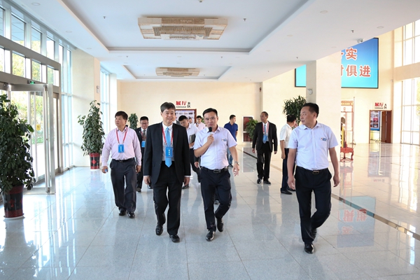 热烈欢迎全国台企联常务副会长翟所领、林易陞一行莅临中煤集团参观考察