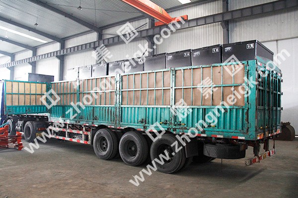 中煤集团一批固定式矿车发往新疆库车县