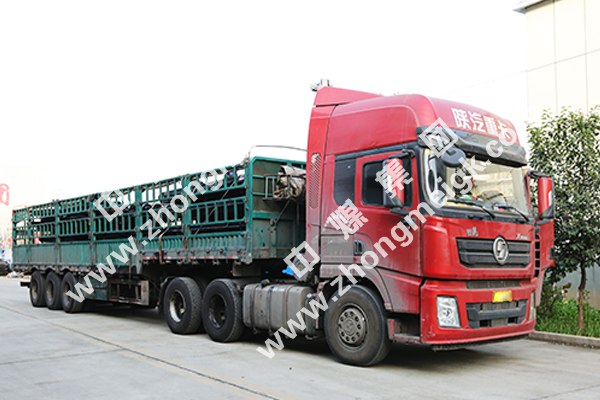 中煤集团一批矿用平板车发往陕西神木