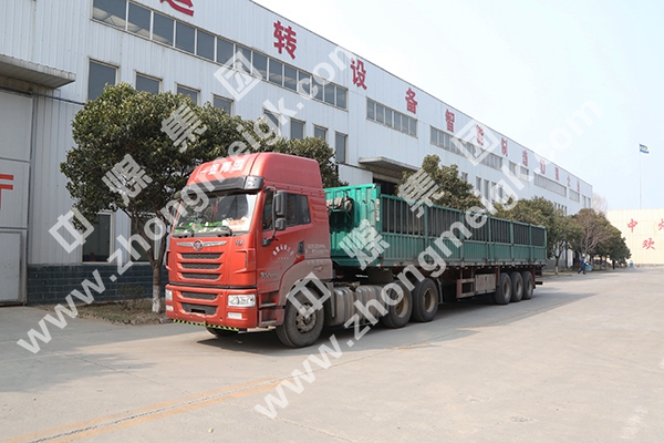 中煤集团一批矿用平板车发往陕西延安