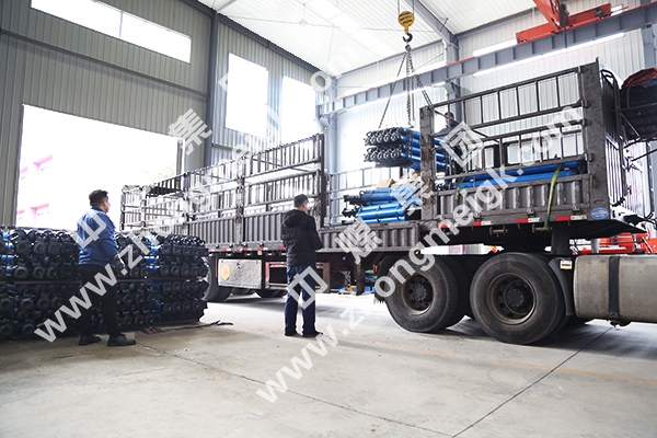 中煤集团一批液压支柱发往内蒙古