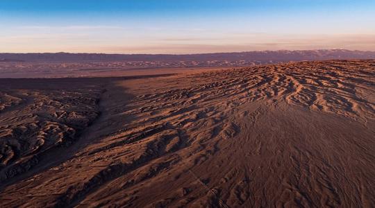 矿之前本就是戈壁